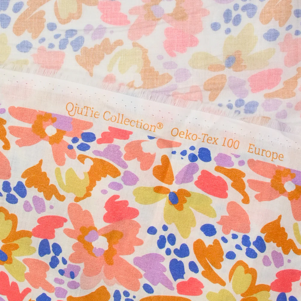 Coton imprimé Martina fleurs fantaisie pêche et camel au mètre - Image 5