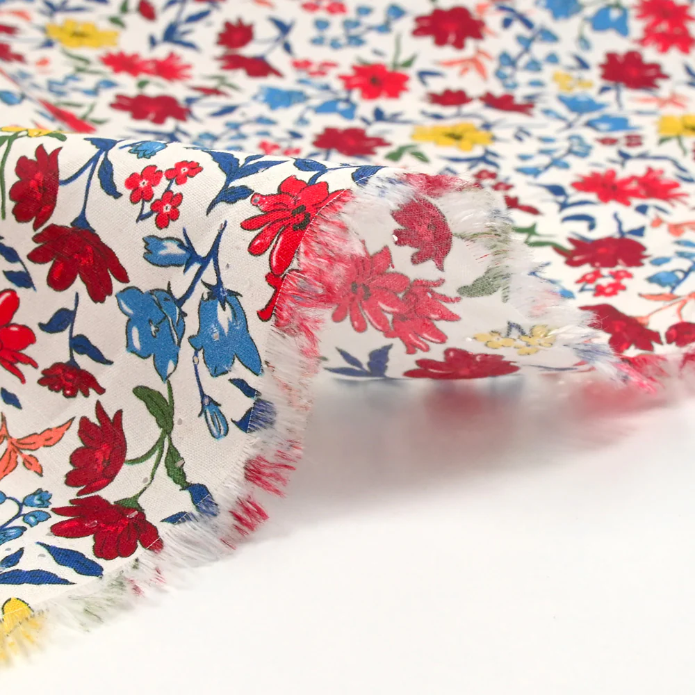 Coton imprimé Vittoria fleurs rouge et jaune vintage fond blanc cassé au mètre - Image 6