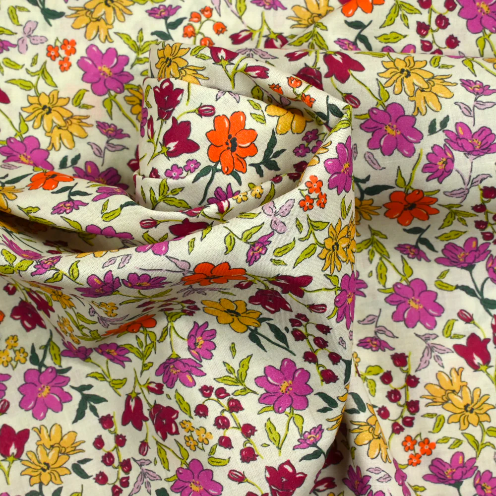 Coton imprimé Vittoria fleurs vintage fond écru au mètre - Image 5